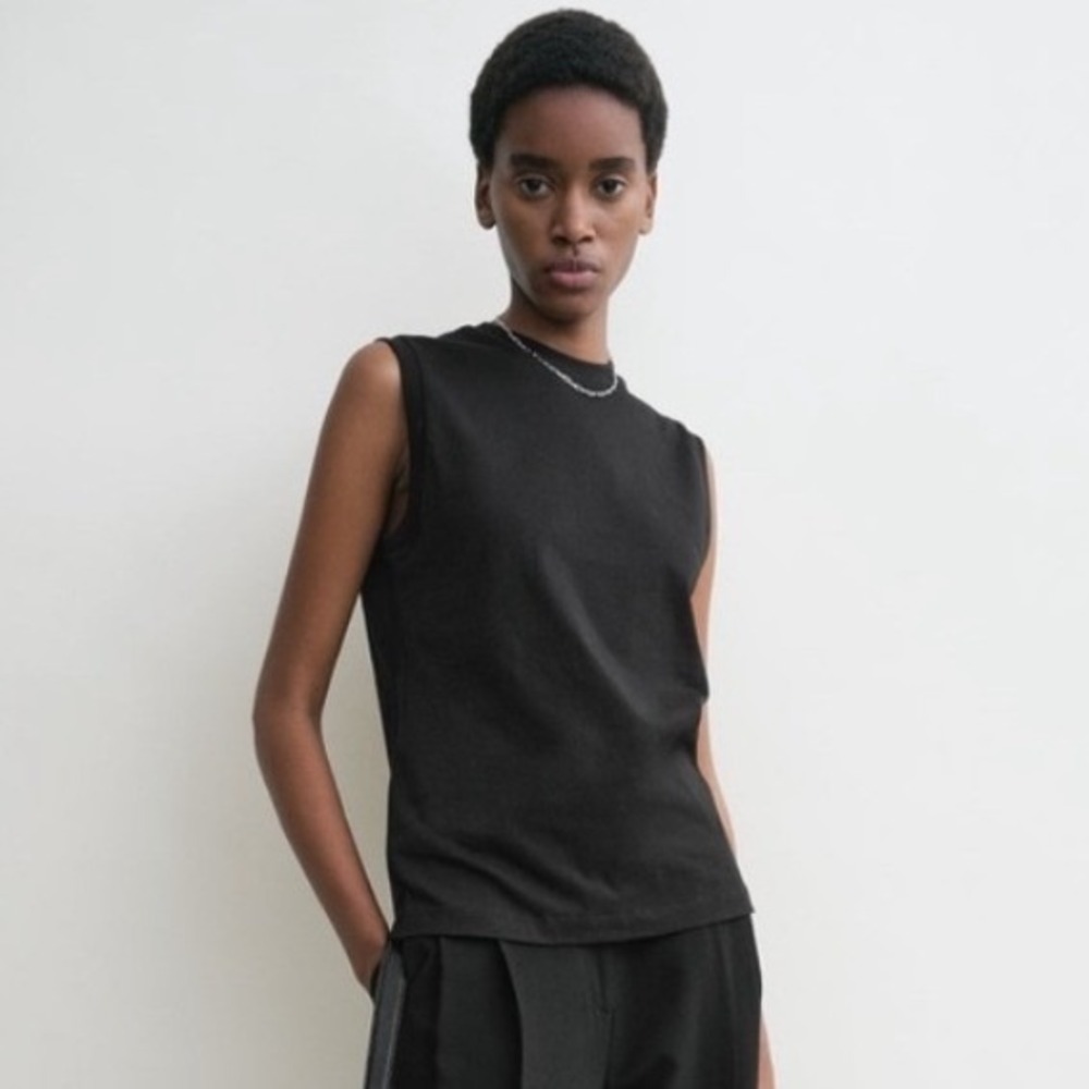 Toteme Relaxed Sleeveless Tee Womens Large Black Cotton Crew Neck Minimalist Top